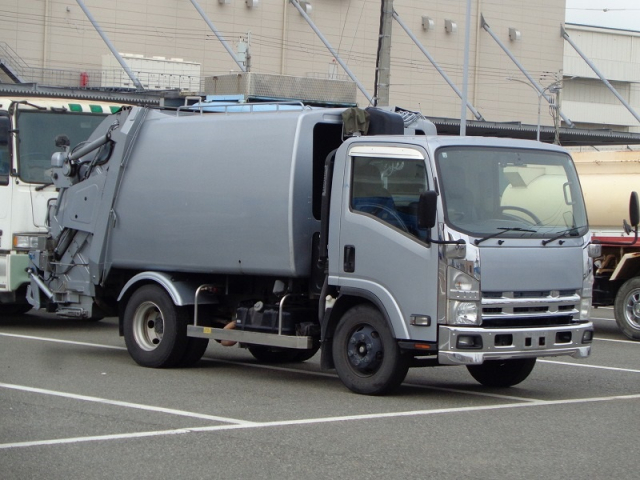 H23 ¤¤¤¹¡¶ ¥¨¥ë¥Õ 3.5t ¥×¥ì¥¹¼°¿Ð³©¼Ö 6.9Î©ÊÆ ȿžÁõÃÖÉÕ