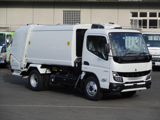 R6 三菱キャンター 小型プレス式塵芥車 5.3立米 *未使用車*