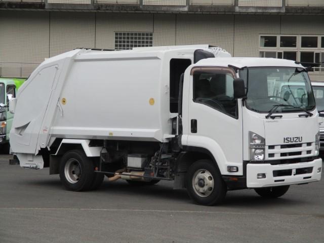 H25 いすゞフォワード 4tプレス式塵芥車 8.2立米