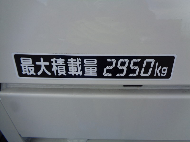 R6  ǥȥ 3.5t ץ쥹г 5.9Ω ̤Ѽ֡