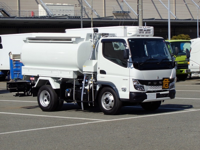 R6 »°É© ¥¥ã¥ó¥¿¡¼ 3.75KL¥¿¥ó¥¯¥í¡¼¥ê¡¼(2¼¼) ¾ÃËɸ¡ººÉÕ