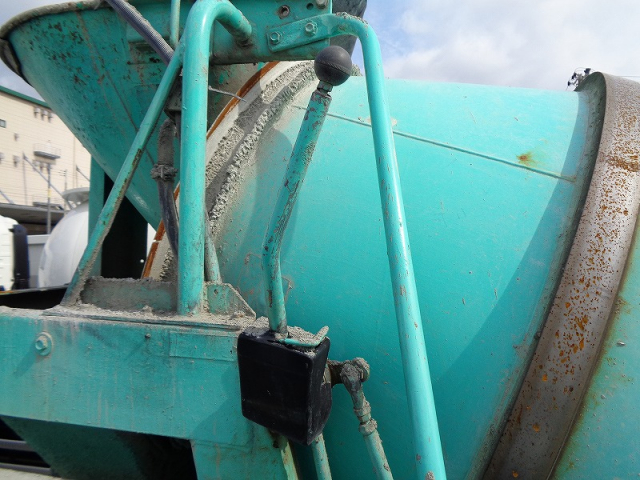 H26 UDトラックス コンドル 4t ミキサー ドラム容量3.2立米