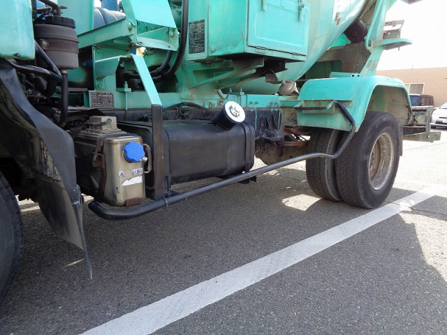 H26 UDトラックス コンドル 4t ミキサー ドラム容量3.2立米