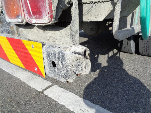 H26 UDトラックス コンドル 4t ミキサー ドラム容量3.2立米