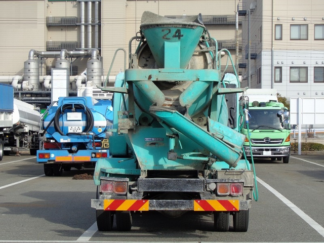 H26 UDトラックス コンドル 4t ミキサー ドラム容量3.2立米