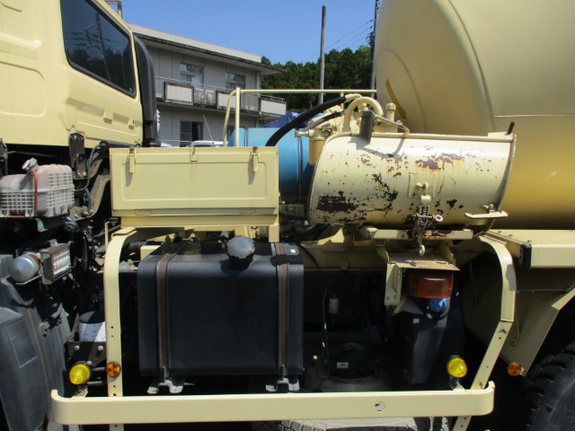 H31年 UDクオン 大型ミキサー ドラム容量8.3立米