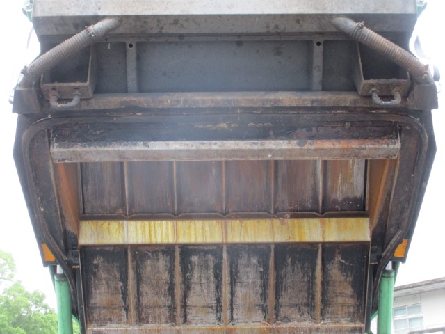 H28 いすゞエルフ 2tプレス式塵芥車 4.3立米