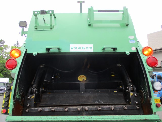 H28 いすゞエルフ 2tプレス式塵芥車 4.3立米