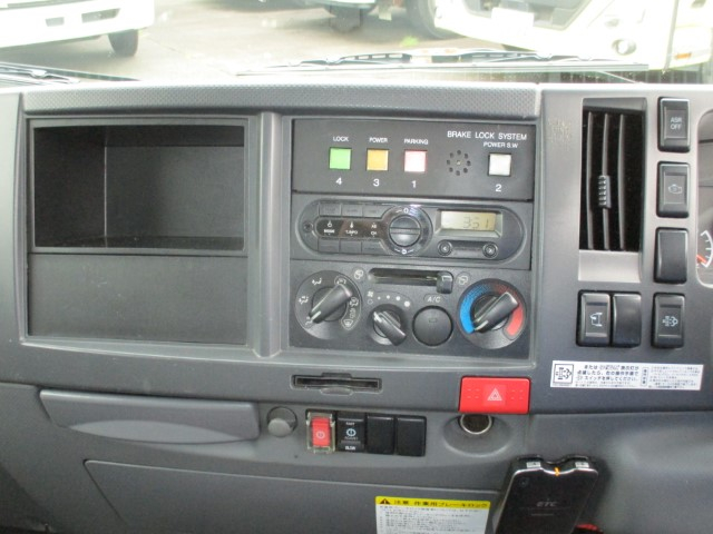 H28 いすゞエルフ 2tプレス式塵芥車 4.3立米