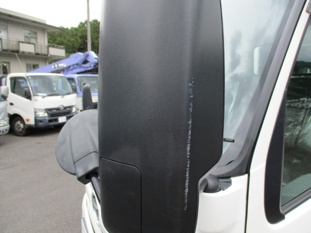 R5 日野 デュトロ 3.5tプレス式塵芥車 5.9立米