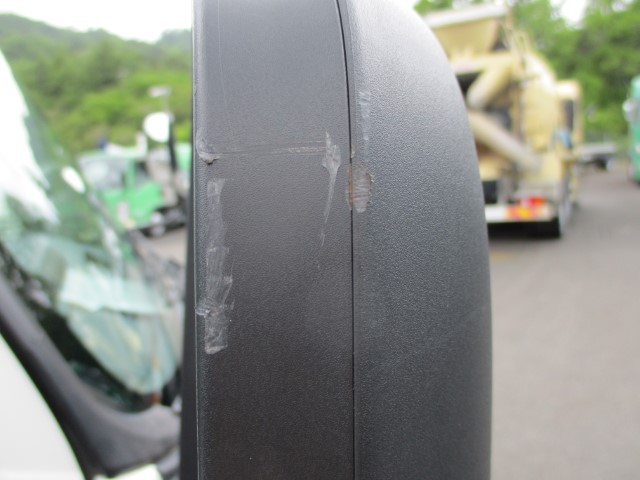 R5 日野 デュトロ 3.5tプレス式塵芥車 5.9立米