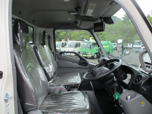 R5 日野 デュトロ 3.5tプレス式塵芥車 5.9立米