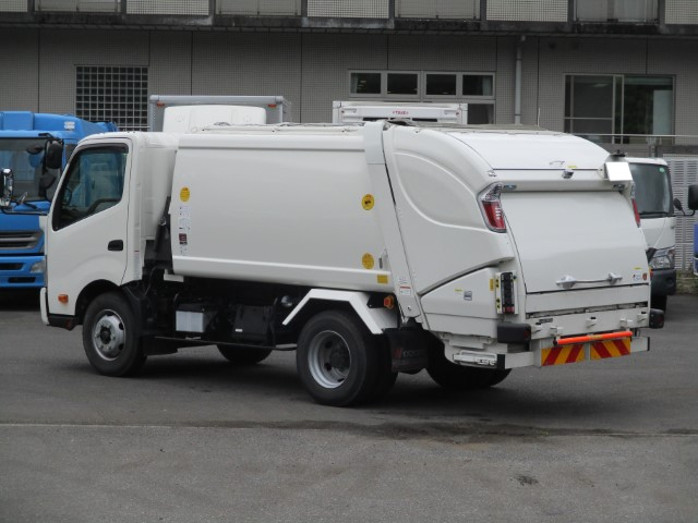 R5 日野 デュトロ 3.5tプレス式塵芥車 5.9立米