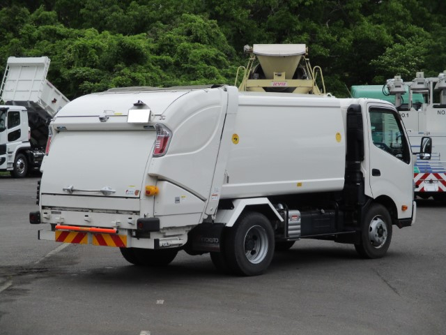 R5 日野 デュトロ 3.5tプレス式塵芥車 5.9立米