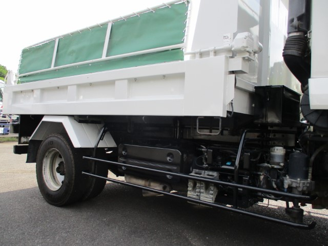 R1 いすゞ 4tダンプ 電動コボレーン付