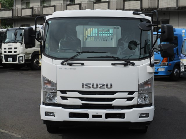 R1 いすゞ 4tダンプ 電動コボレーン付