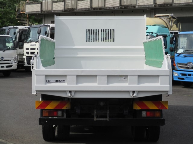 R1 いすゞ 4tダンプ 電動コボレーン付