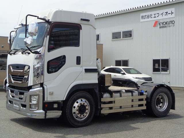 H30 いすゞ ギガ トラクタヘッド  第5輪11,500kg