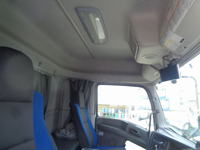 H30 いすゞ ギガ トラクタヘッド  第5輪11,500kg