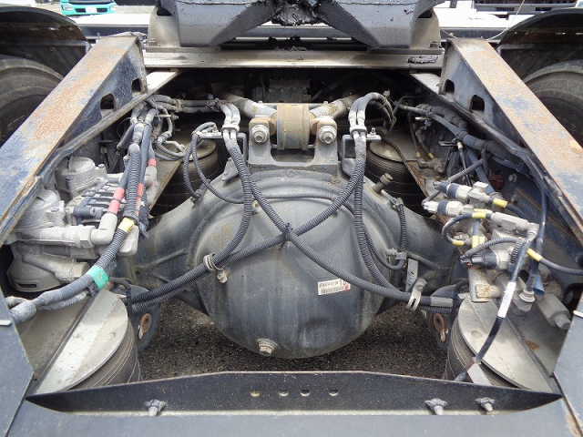 H30 いすゞ ギガ トラクタヘッド  第5輪11,500kg