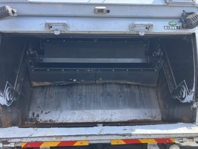 H29 三菱キャンター 3.5tプレス式塵芥車 高容積仕様 8.3立米