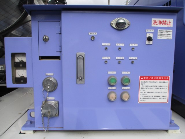 H18 いすゞエルフ タダノ ブーム式照明車