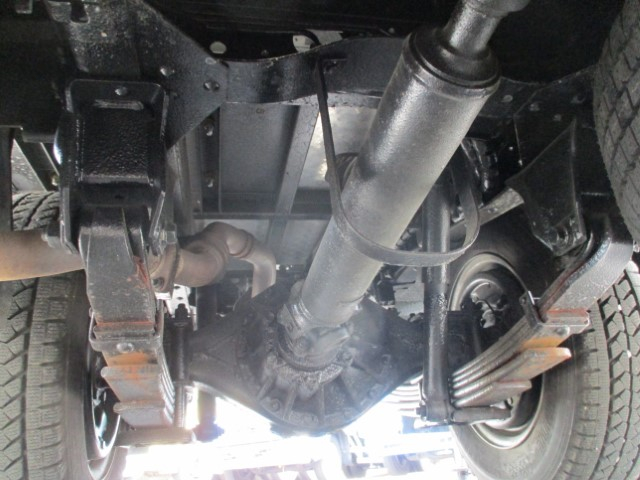 H21 いすゞエルフ 2柱式照明車