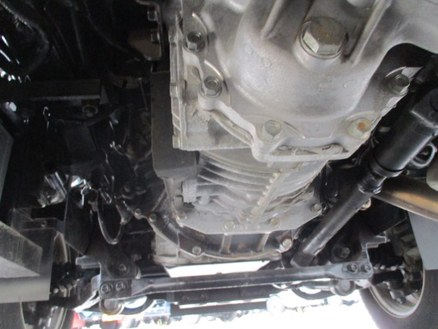 H21 いすゞエルフ 2柱式照明車