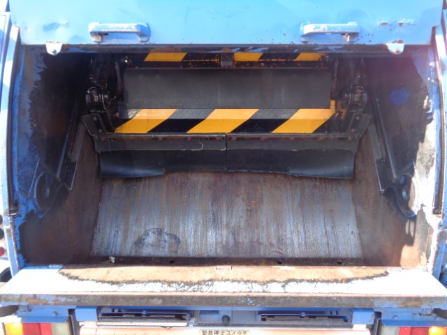 H27 日野デュトロ プレス式塵芥車 4.3立米 左スライドドア