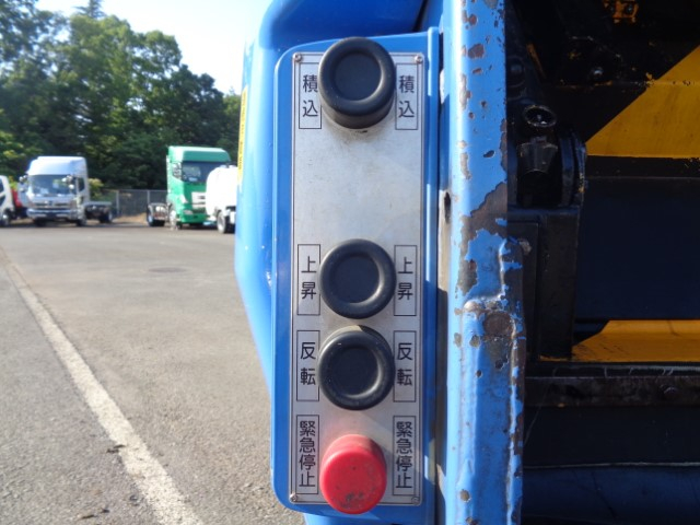 H27 日野デュトロ プレス式塵芥車 4.3立米 左スライドドア