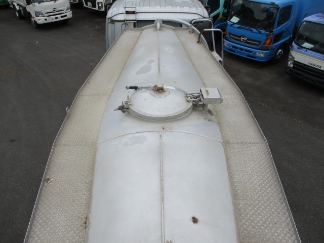 H26 いすゞギガ 新明和粉粒体運搬車 バラセメント 12.35立米