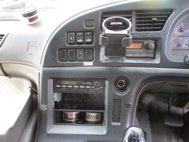 H26 いすゞギガ 新明和粉粒体運搬車 バラセメント 12.35立米