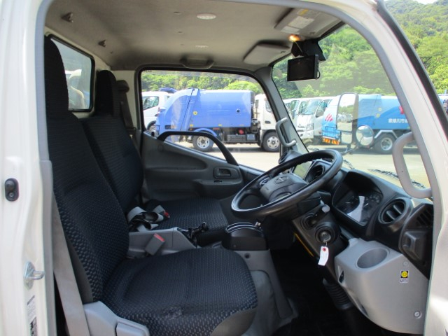 R2¡¡ÆüÌî¥Ç¥å¥È¥í¡¡¥É¥é¥¤¥Ð¥ó¡¡AT¡¡ÀѺÜ2,000Ô