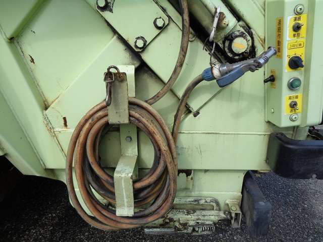 H27 いすゞ エルフ 3.5トン プレス式塵芥車5.9立米