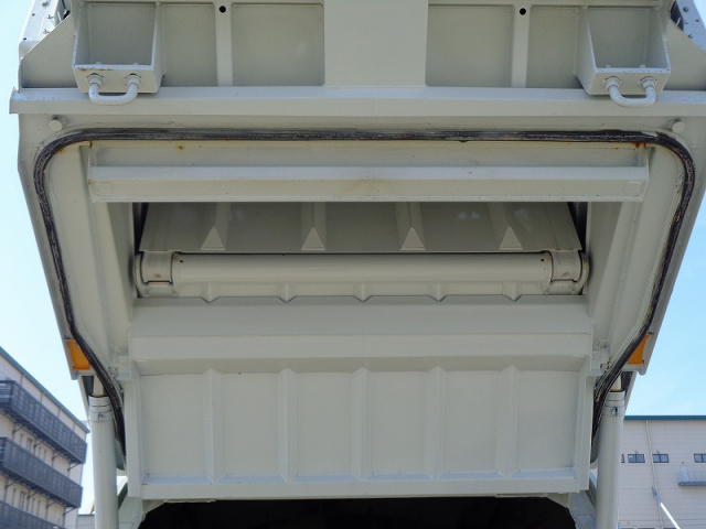 R5 三菱 キャンター 2tプレス式塵芥車4.3立米 *未使用車*