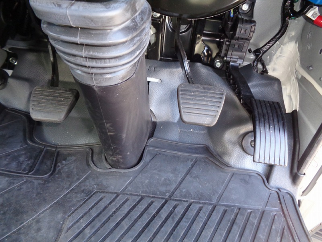 R5 三菱 キャンター 2tプレス式塵芥車4.3立米 *未使用車*