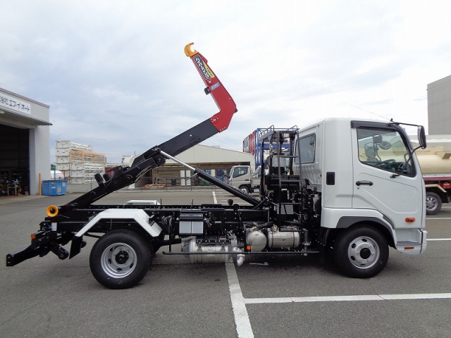 R7 三菱 ファイター 4t フックロール *未使用車*