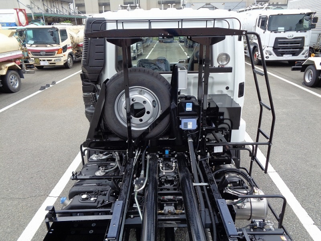 R7 三菱 ファイター 4t フックロール *未使用車*