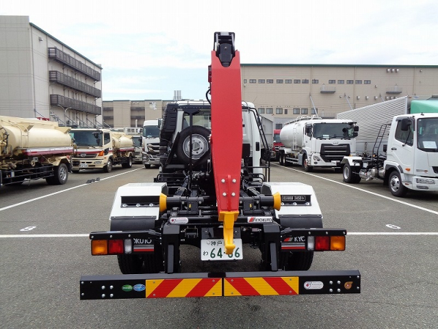 R7 三菱 ファイター 4t フックロール *未使用車*