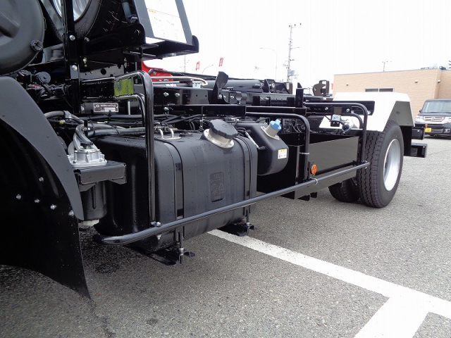 R7 三菱 ファイター 4t フックロール *未使用車*