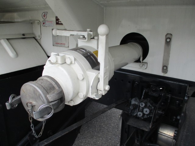 R3 日野プロフィア 16KLタンクローリー ※消検変更申請中