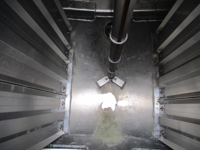 R3 日野プロフィア 16KLタンクローリー ※消検変更申請中