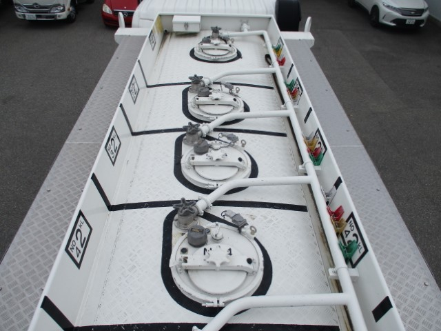 R3 日野プロフィア 16KLタンクローリー ※消検変更申請中