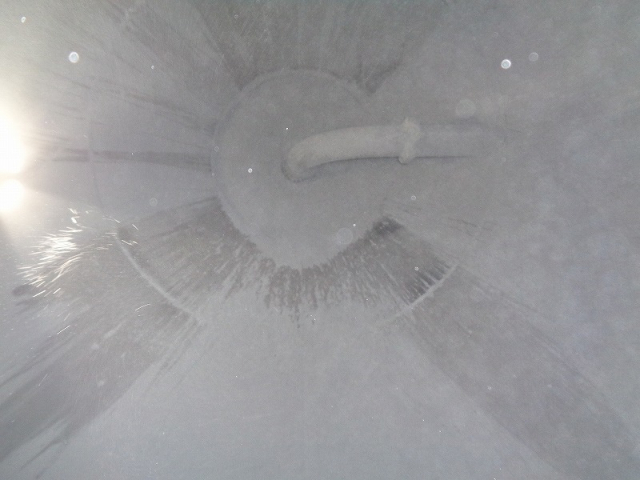 R1 UDクオン 25t粉粒体運搬車 三槽エアレーションブロー式