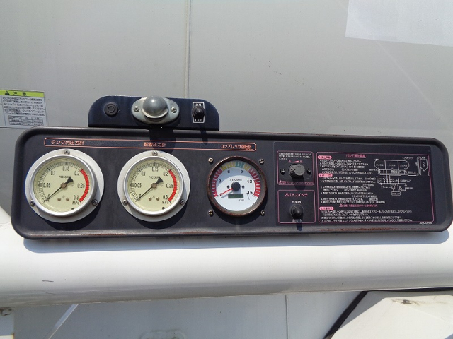 R1 UDクオン 25t粉粒体運搬車 三槽エアレーションブロー式