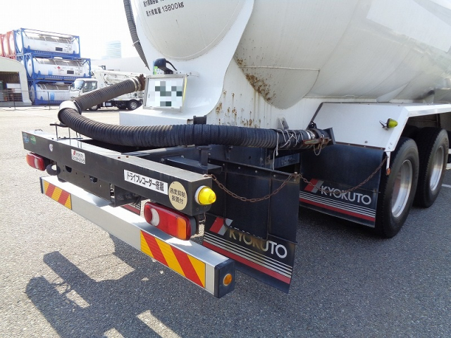 R1 UDクオン 25t粉粒体運搬車 三槽エアレーションブロー式