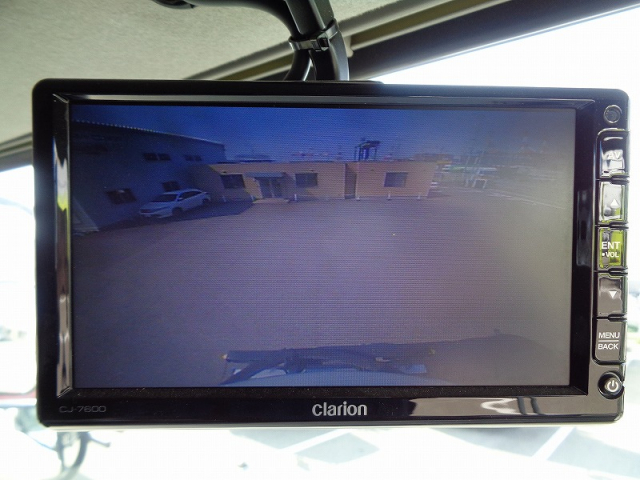 R1 UDクオン 25t粉粒体運搬車 三槽エアレーションブロー式