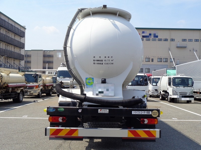 R1 UDクオン 25t粉粒体運搬車 三槽エアレーションブロー式