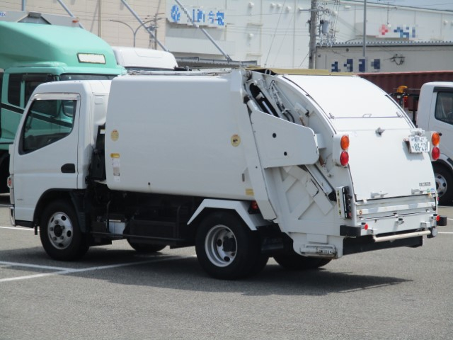 H26 三菱キャンター 2トンプレス式塵芥車 4.3立米