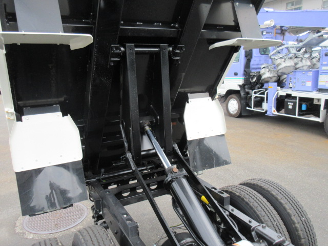 R6 日野 デュトロ 3トン 土砂ダンプ *未使用車